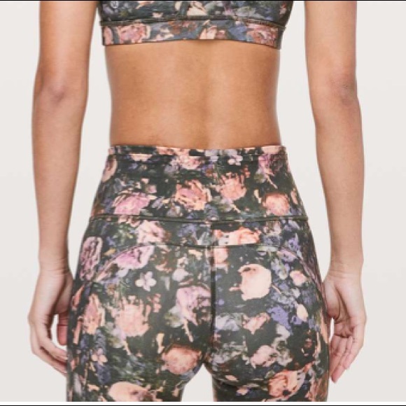 Lululemon Fast & Free Crop II *Nulux 19" - Picture 2 of 6